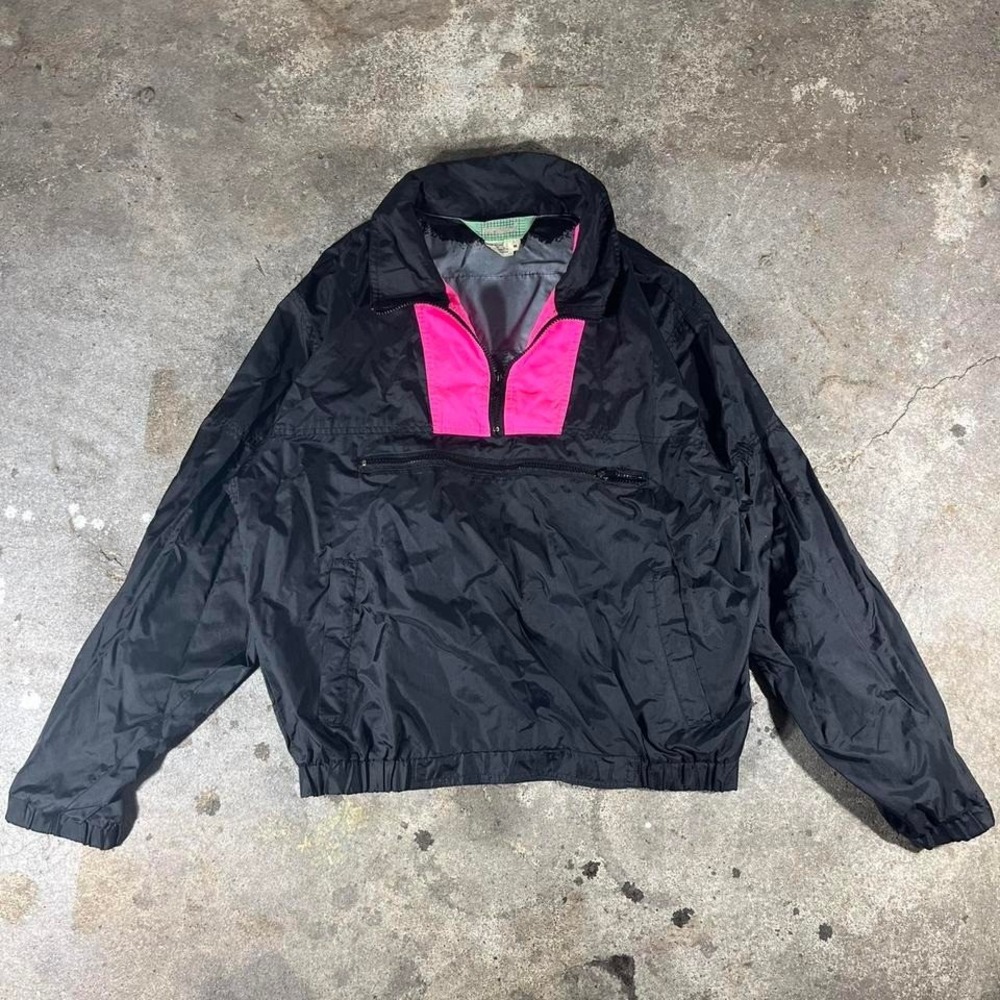 Outrageous Sports Black Neon Pink Nylon Windbreaker Jacket Mens Medium